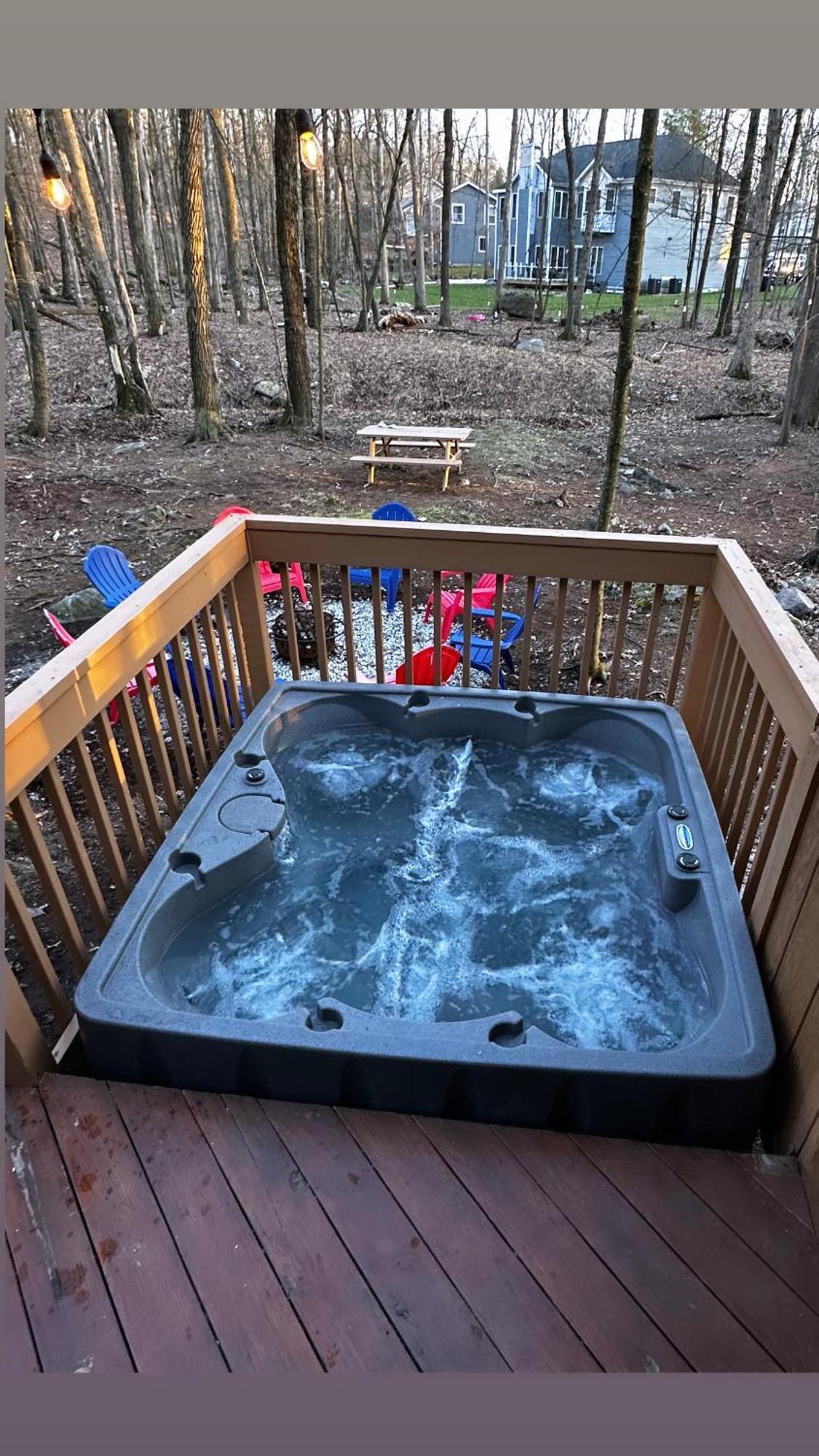 Cozy Cabin At Poconos With Hot Tub And Fire Pit East Stroudsburg Zewnętrze zdjęcie