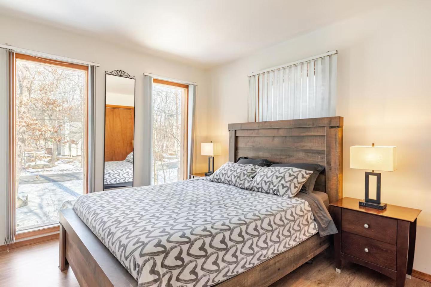 Cozy Cabin At Poconos With Hot Tub And Fire Pit East Stroudsburg Zewnętrze zdjęcie